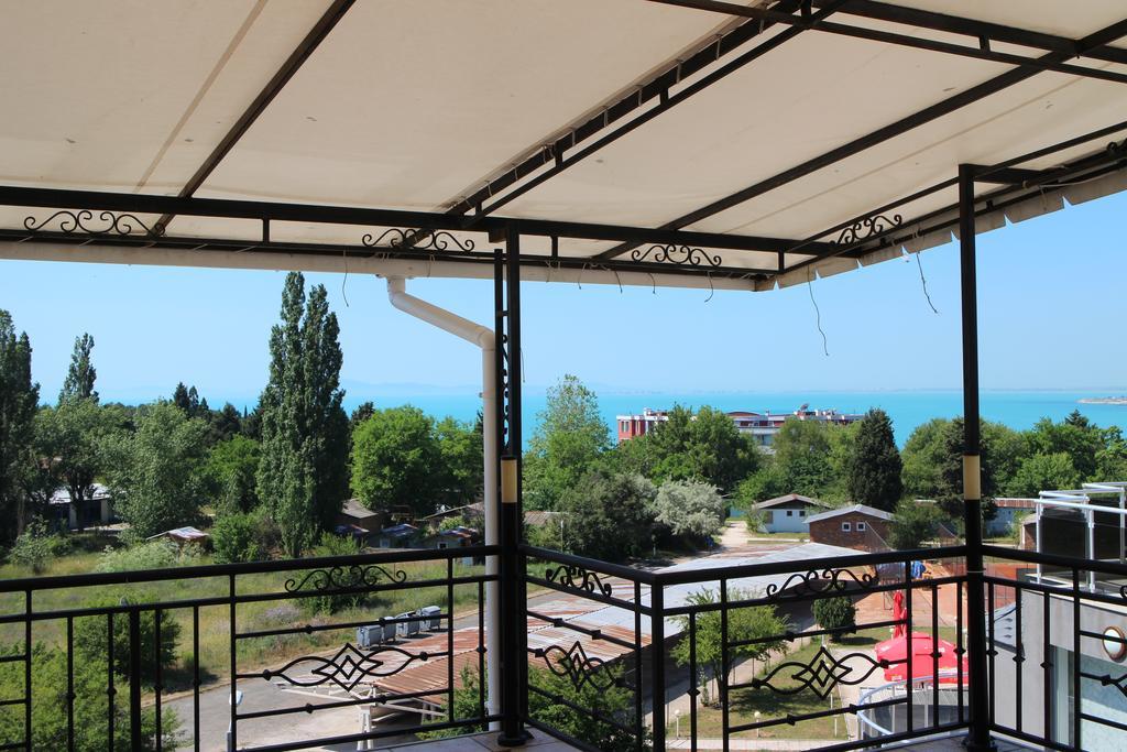 Flowers Apartments Νεσέμπαρ Εξωτερικό φωτογραφία